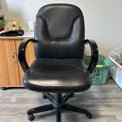 Black Office Chair