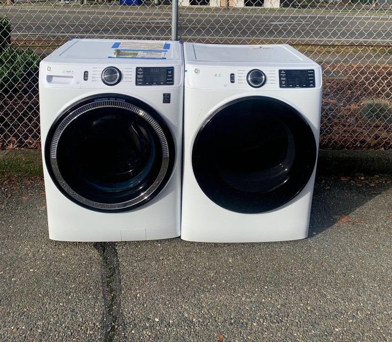 GE WASHER AND DRYER SET (XL)