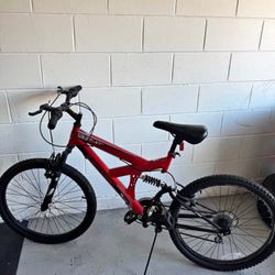 Dynacraft Gauntlet mountain bike 18 speed