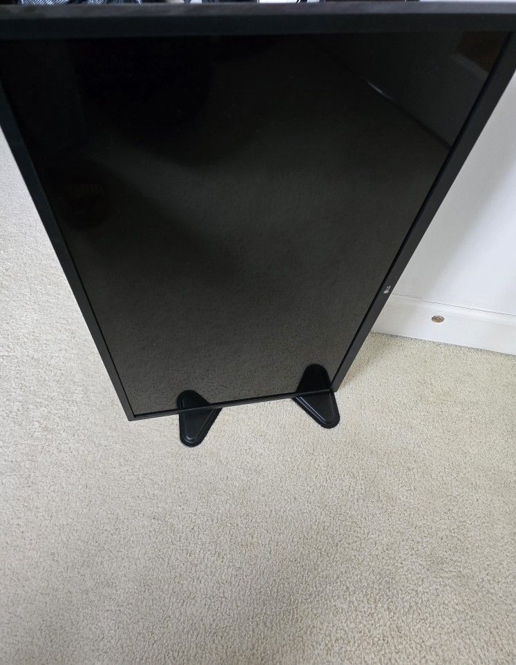 LG 32" FHD IPS FreeSync Monitor