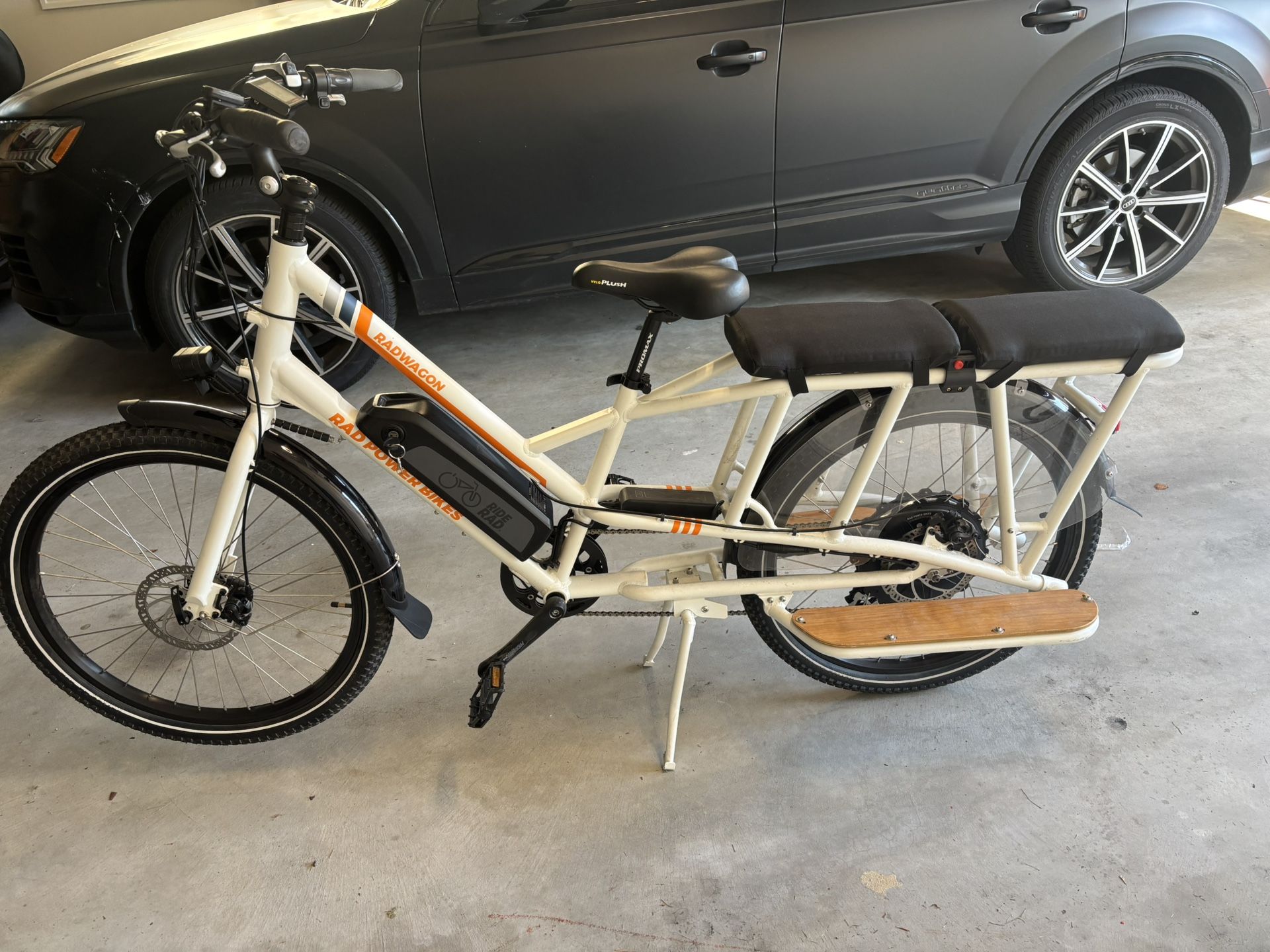 Rad Wagon E-Bike OBO (LOW MILES)