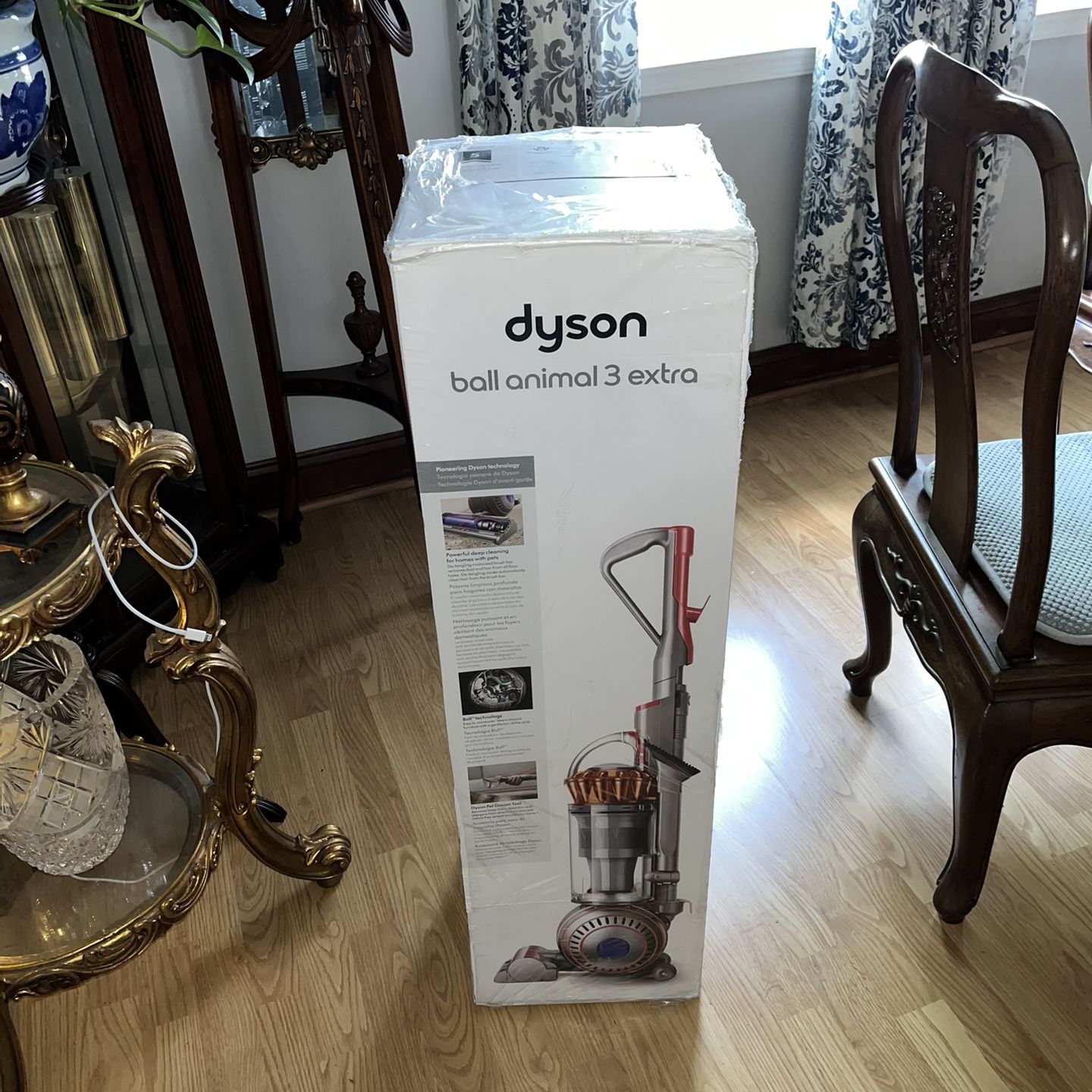 Brand New Dyson Ball Animal3 Extra Vacuum Cleaner Sealed Box