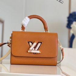 Twist Sophisticate Louis Vuitton Bag 