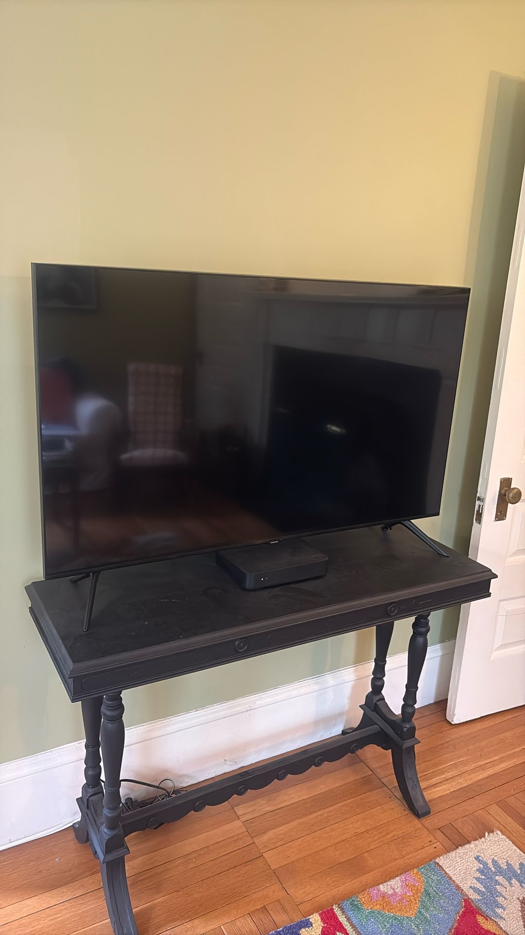 42” LG HD lCD tv