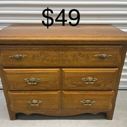 Vintage 3 Drawer Dresser By Stanley