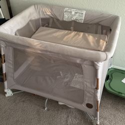 Maxi-Cosi® Swift Travel Crib Classic Oat