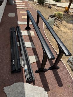 Bedcover and rack for GM truck