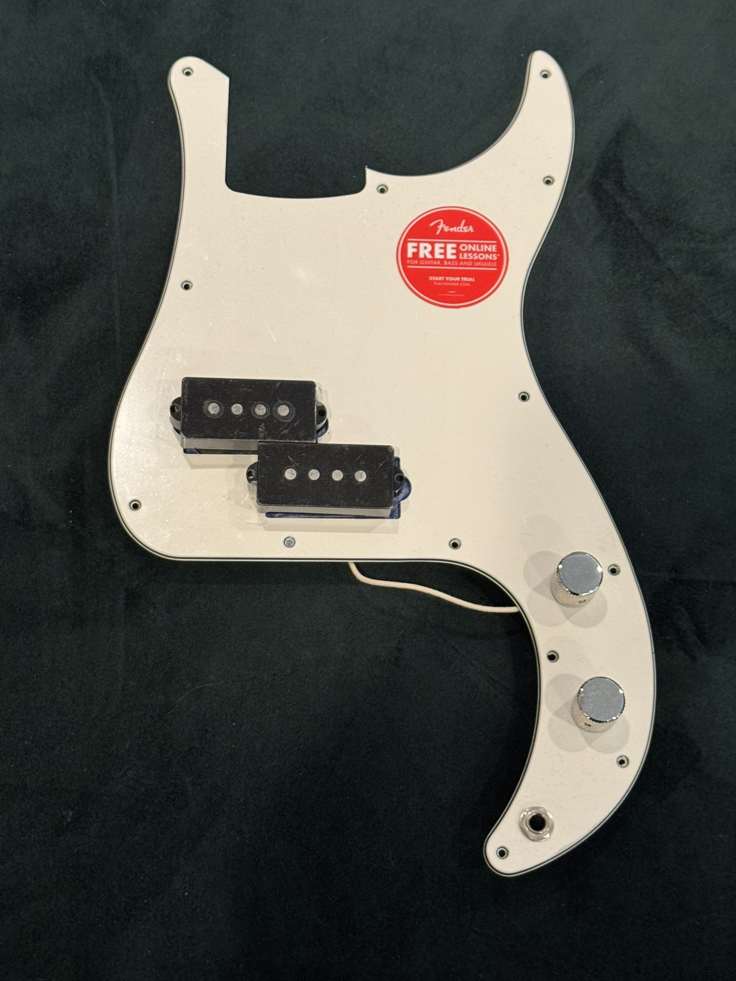Loaded Pick Guard For Fender Squier Classic Vibe '60s P Bass