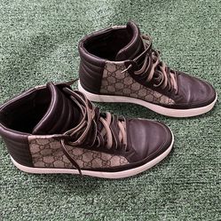 Gucci MONOGRAM shoes Size 8.5 G