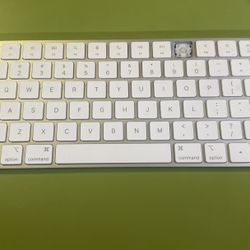 Apple Magic Keyboard