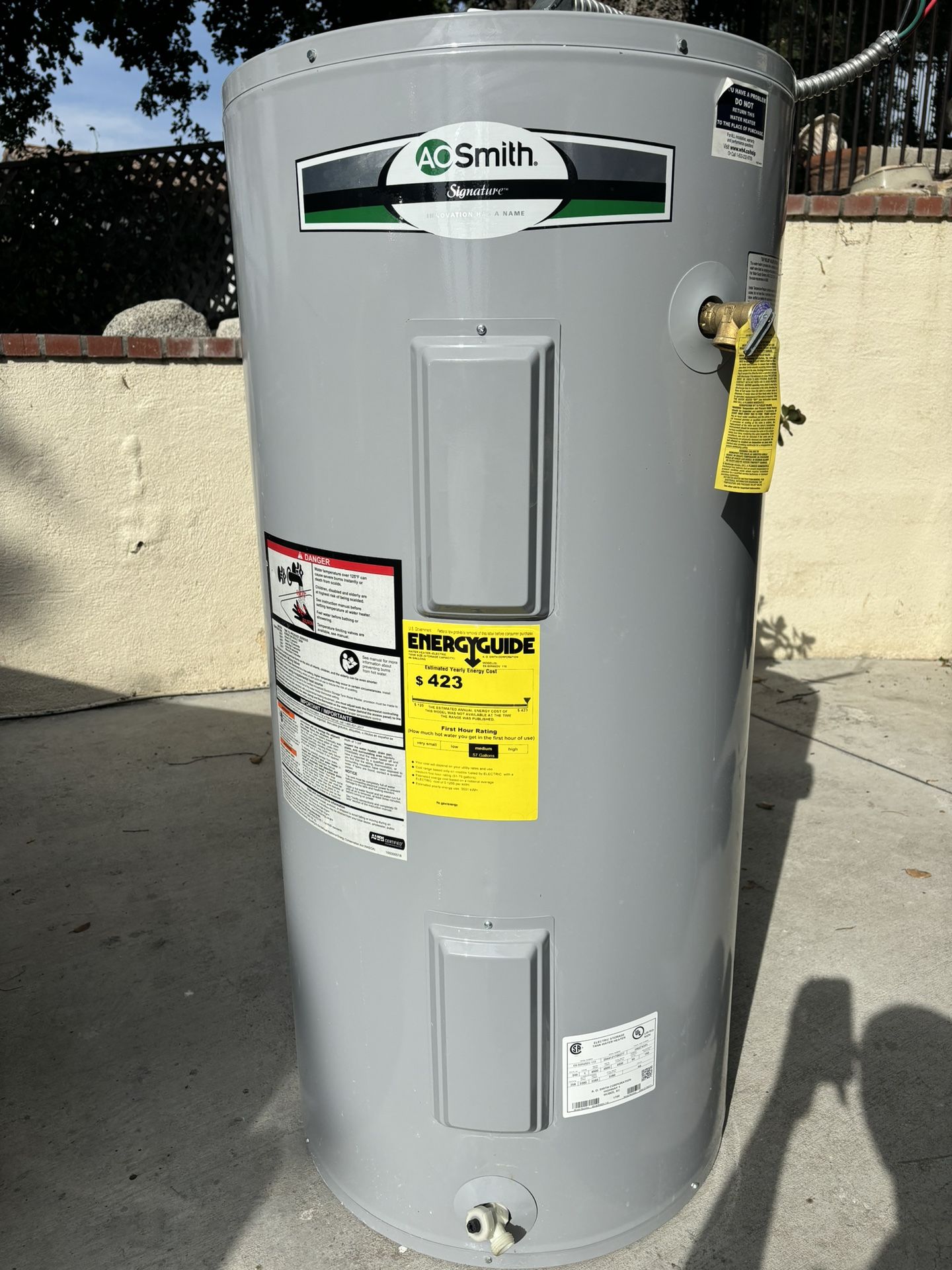AO Smith Signature Electric water heater 50 gal. 4,500 watts