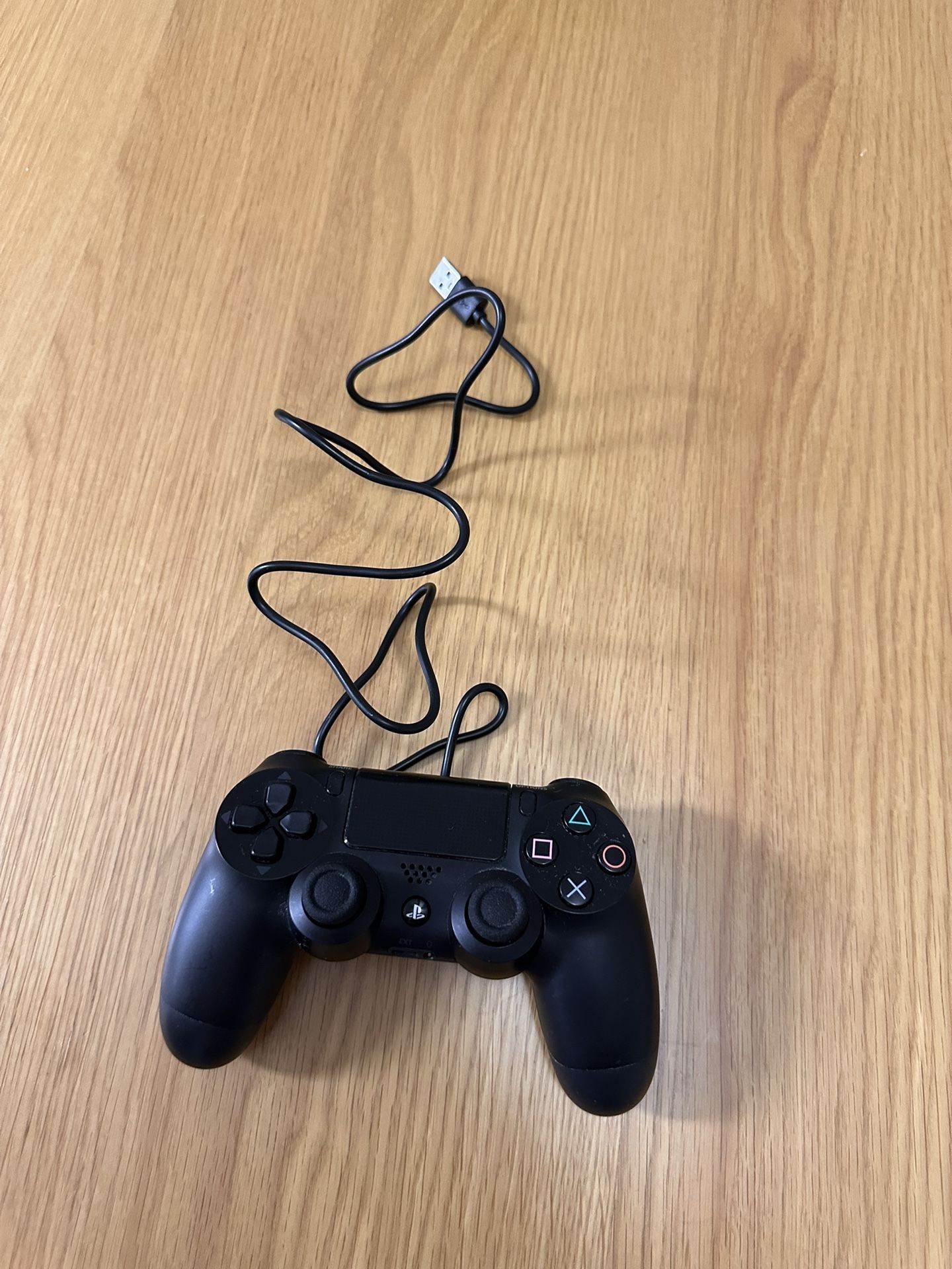 PS4 Controller