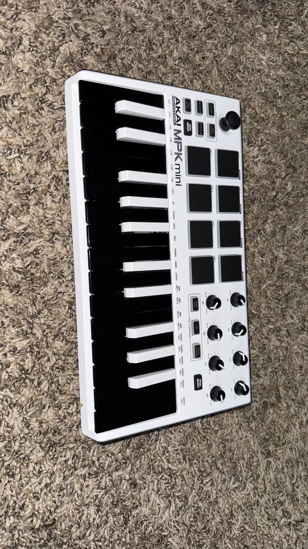 Akai Professional MPK Mini MKII White | 25-Key Ultra-Portable USB
