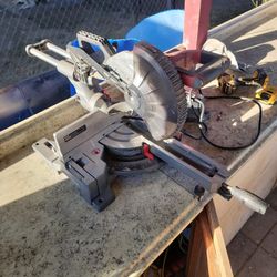 CRAFTSMAN 10-in 15-Amp Single Bevel Sliding Corded Miter Saw

