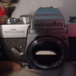 Minolta srt 202 35 mm film Camera