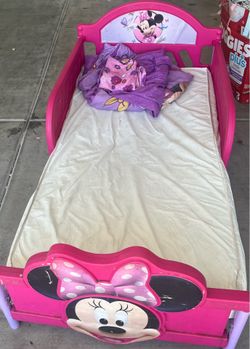 Minnie Mouse Bed