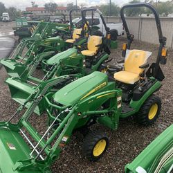 John Deere 1025R Tractor with Loader And FREE Box blade