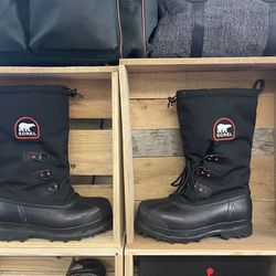 Men’s Size 10 Sorel Waterproof Boots