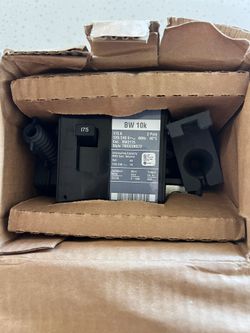 Eaton BW2175 BW 2 Pole 175 Amp 120/240Volt