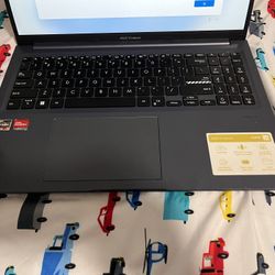 Se Vende Laptop Con Buen Precio Y Buena Oferta 