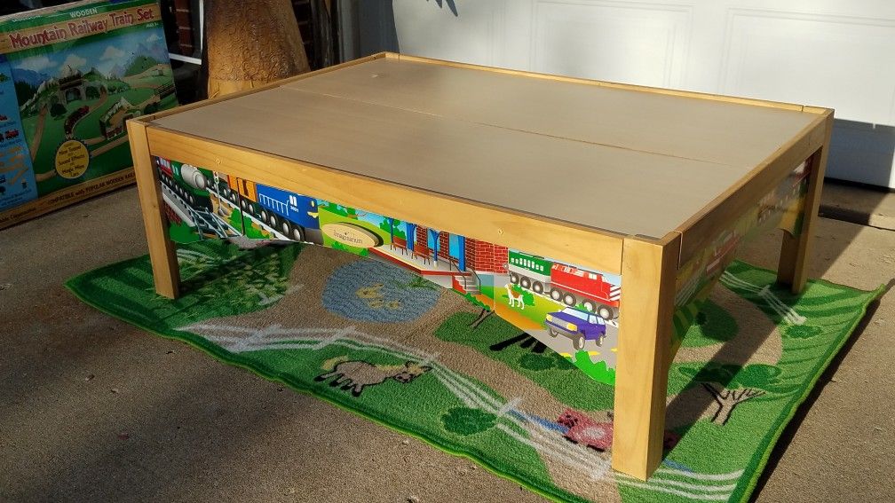 KIDS KRAFT TRAIN TABLE