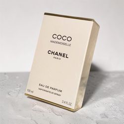 Coco Chanel Mademoiselle