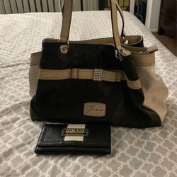 Guess Purse W/ Wallet