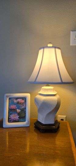 Vintage 80s Matching Crackle Glaze Lamp and Picture Frame