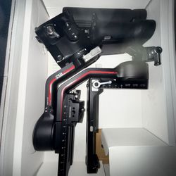 DJI Ronin RS3 Gimbal Stabilizer (black) 