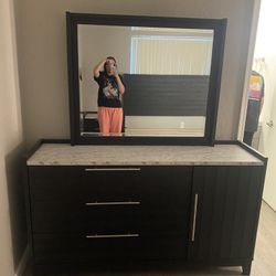 Solitude Espresso Dresser with Mirror