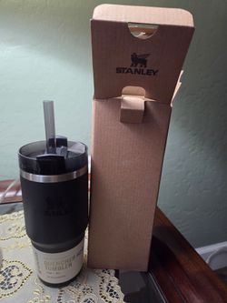 Stanley Quencher H2.0 Tumbler 14oz Black