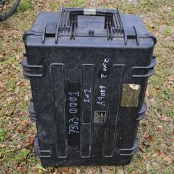 WATERPROOF ARMY CARRY CASE. LARGE