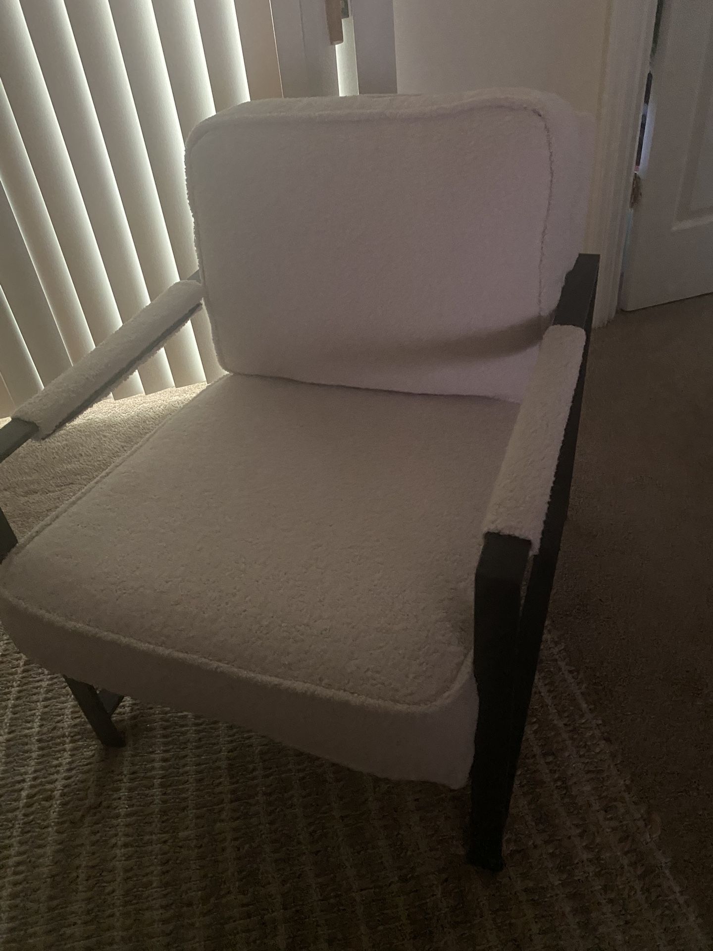 Sturdy 2 Chairs for Living Room.