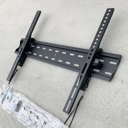 New In Box $15 TV Wall Mount for 37-75 Inches TVs Tilt Bracket VESA 600x400mm, Weight Capacity 110 lbs 