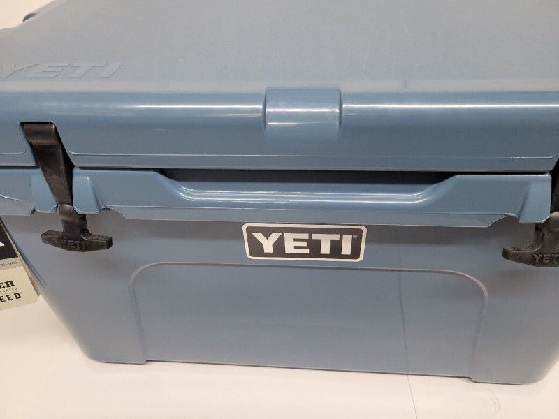 Yeti Tundra 45 Cooler new in box Nordic Blue-


