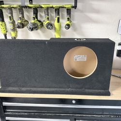 Ground Shaker pro 10” Chevy/GMC Crew Cab Truck Box 2007-2013