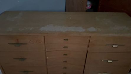 Dresser  9 Drawer solid wood