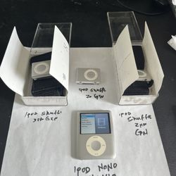 Apple iPod Shuffles And Nano Bundle 