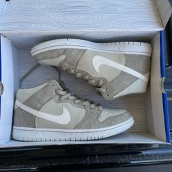 Nike Dunk SB Mid size 8