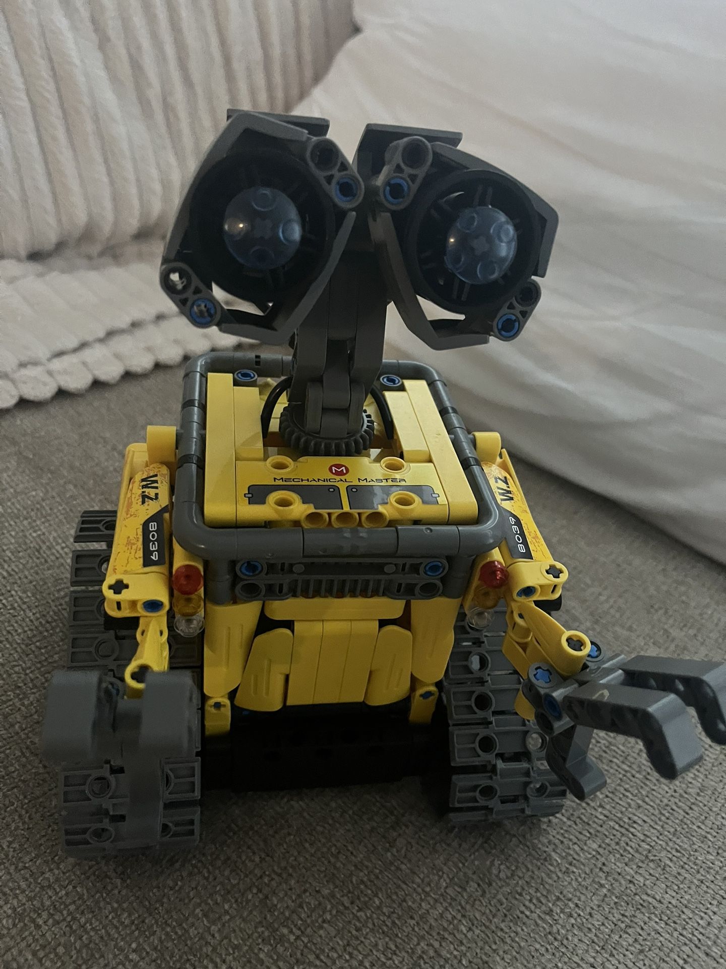Wall E Lego Prebuilt- With Remote