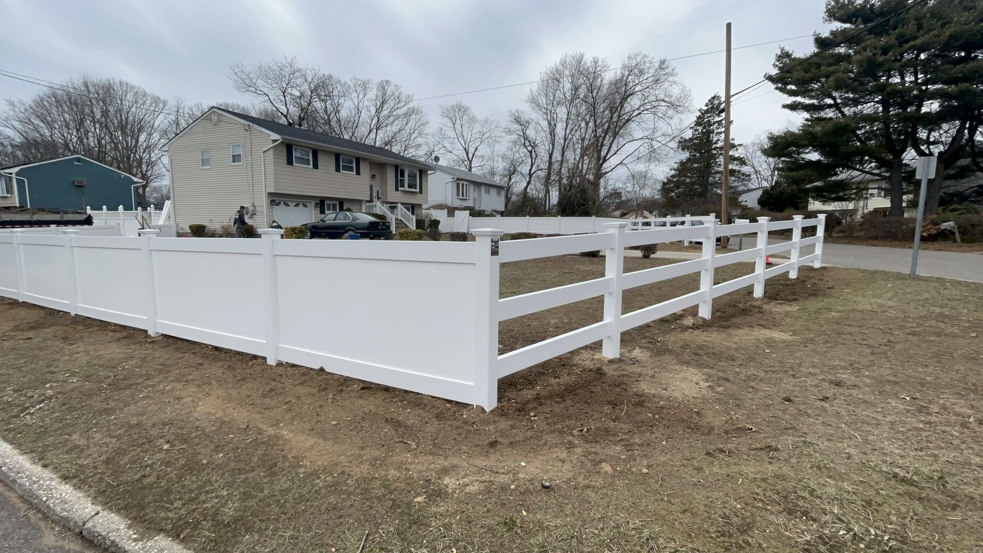 Pvc Fence Cuality Material And Install