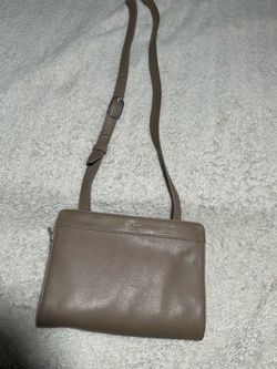 Crossbody purses