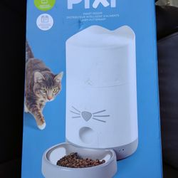 Catit PIXI Smart Feeder (White) 