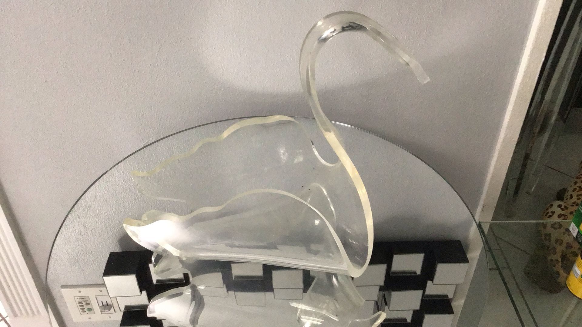 Lucite Swan 14”x8” Vintage Rare Piece, Great Centerpiece