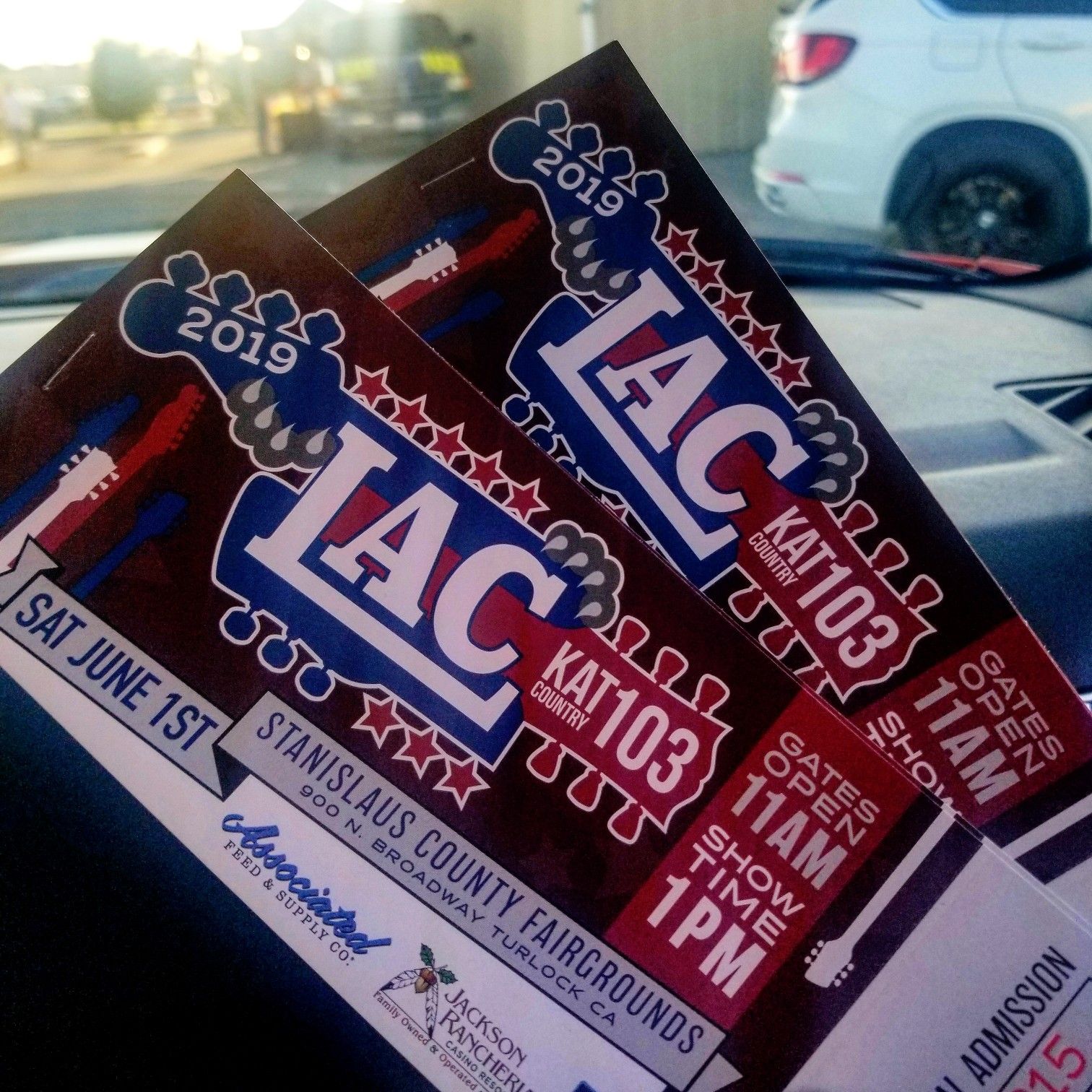 2 sets of LAC Tickets..Chris jansen, Locash, Cassidy Pope, And More!!..Awesome Country Concert With Many Artist!...$18 a set of 2 tickets