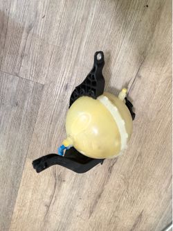N20 coolant reservoir