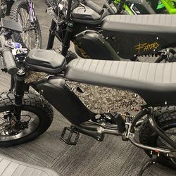 Throne Rhino AT7 eBike