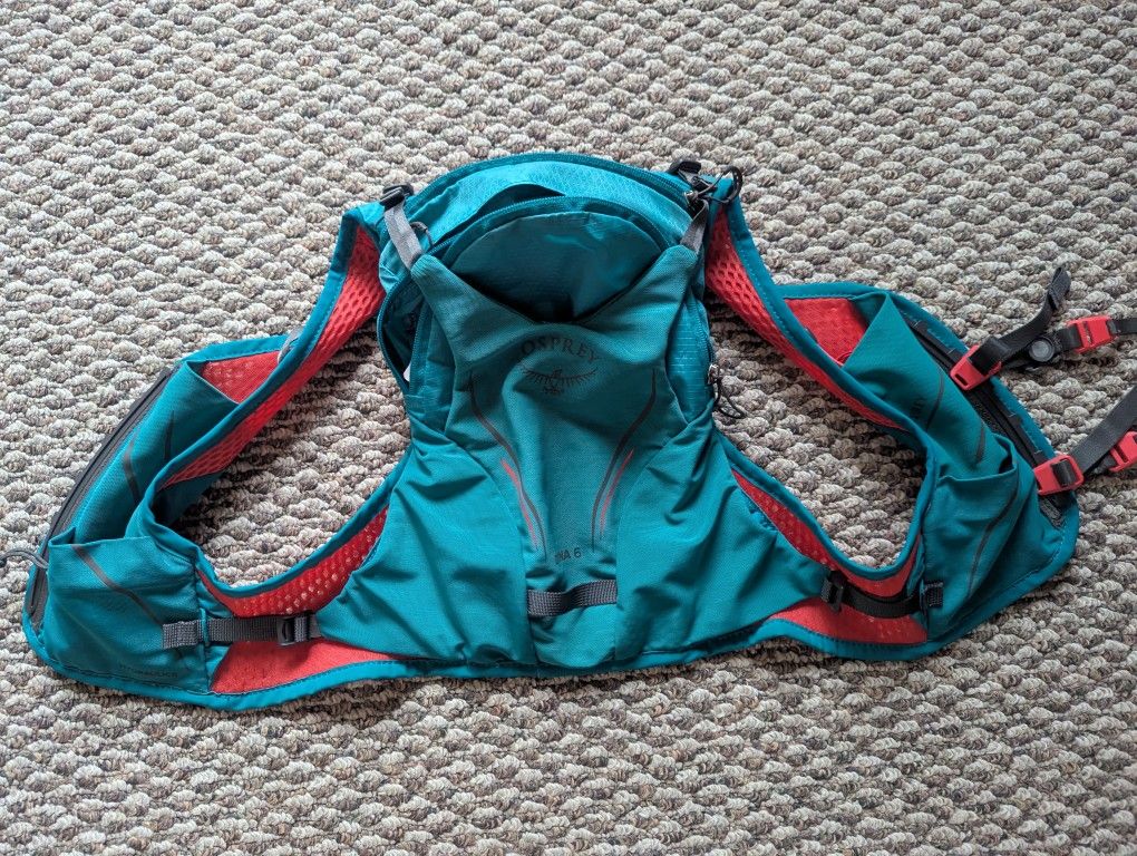 Osprey Dyna 6 Backpack Running Bat Wrap Vest Wearable Hydration Water Trail Hiking Biking Women's Small REI Gregory Arc'teryx North Face Nike Day Bag