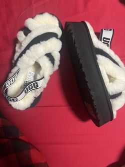 Ugg Disco Cross slippers Size 7