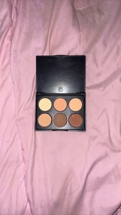 Nude Eyeshadow Palette